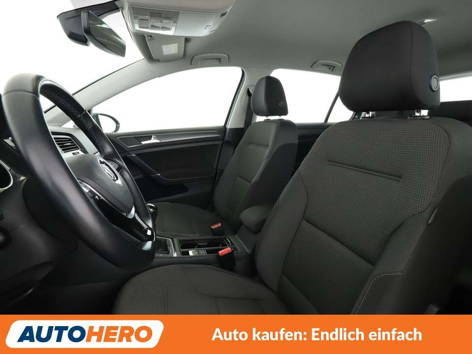 Volkswagen Golf - Imagem 10
