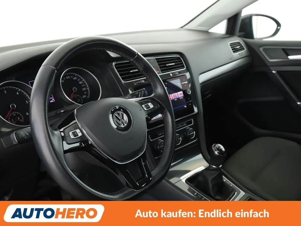 Volkswagen Golf - Imagem 11