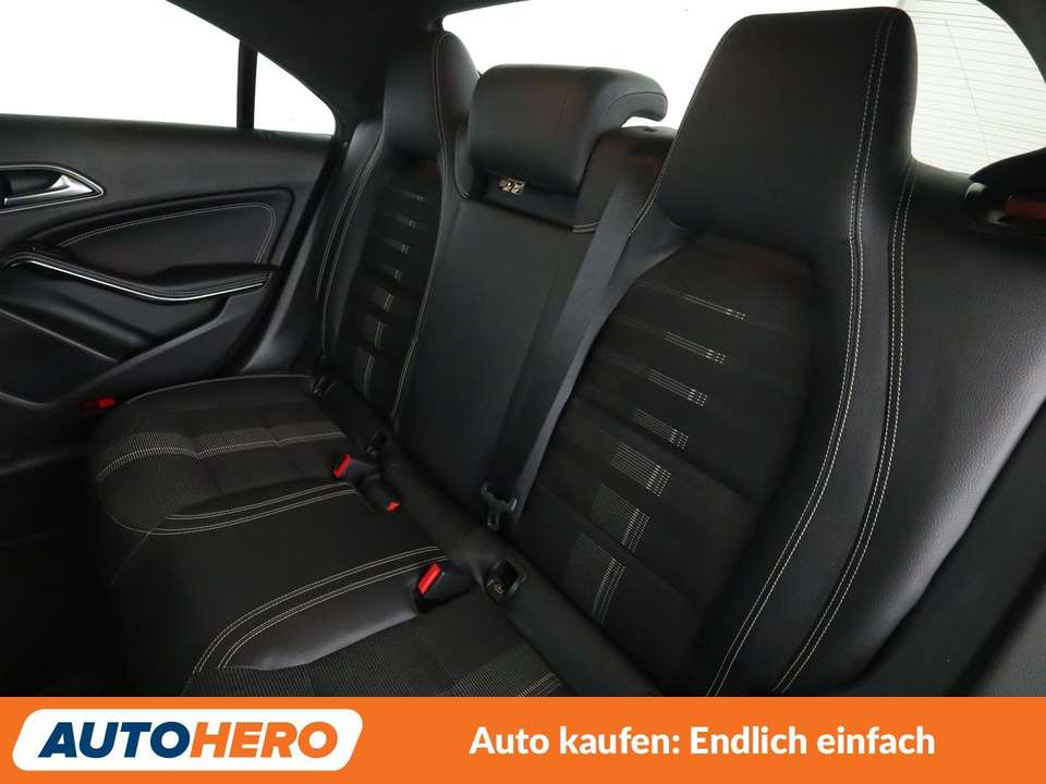 Mercedes-Benz CLA 180 - Imagem 14