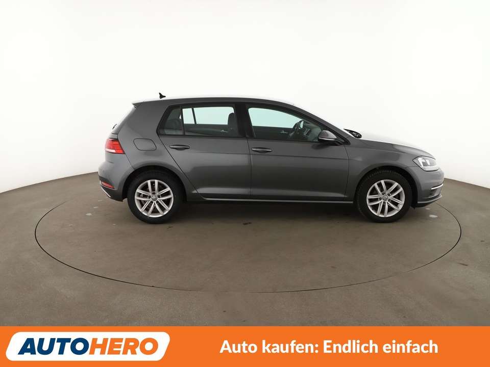 Volkswagen Golf - Imagem 7