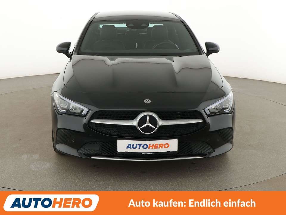 Mercedes-Benz CLA 180 - Imagem 9