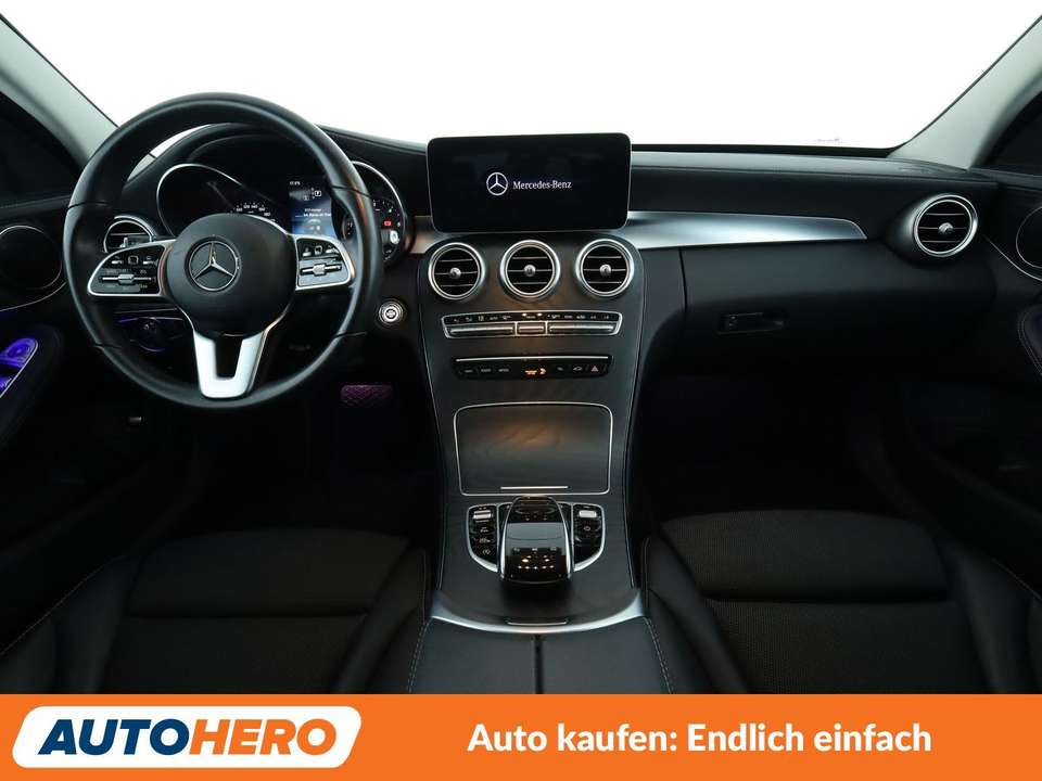 Mercedes-Benz C 220 - Imagem 12