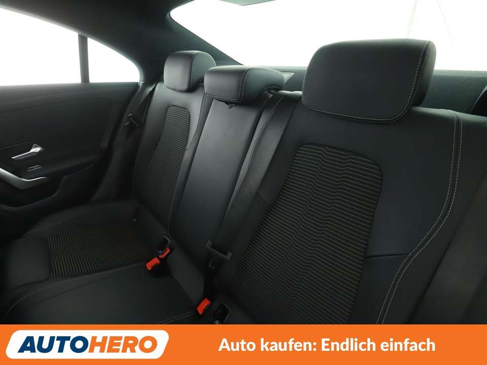Mercedes-Benz CLA 180 - Imagem 14