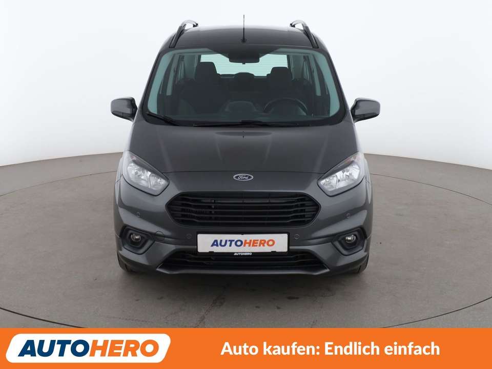 Ford Tourneo - Imagem 9