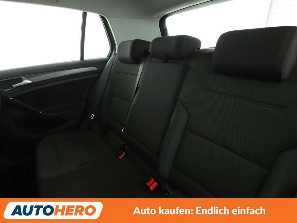 Volkswagen Golf - Imagem 14