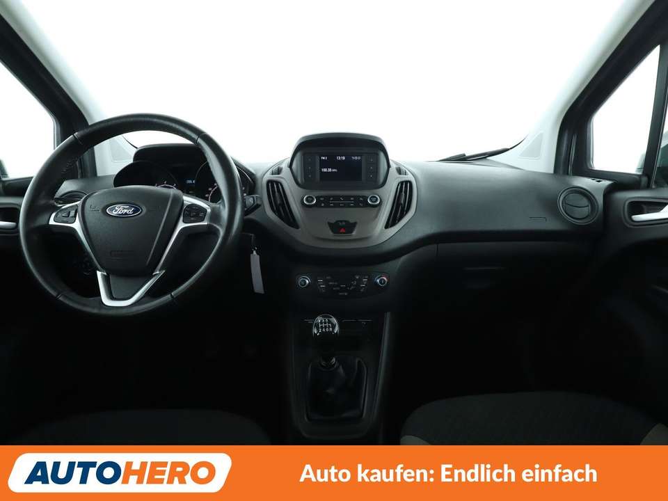 Ford Tourneo - Imagem 12