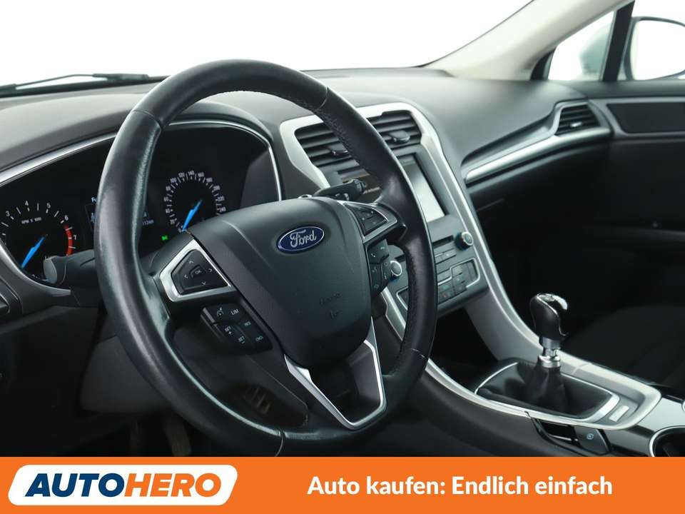 Ford Mondeo - Imagem 11
