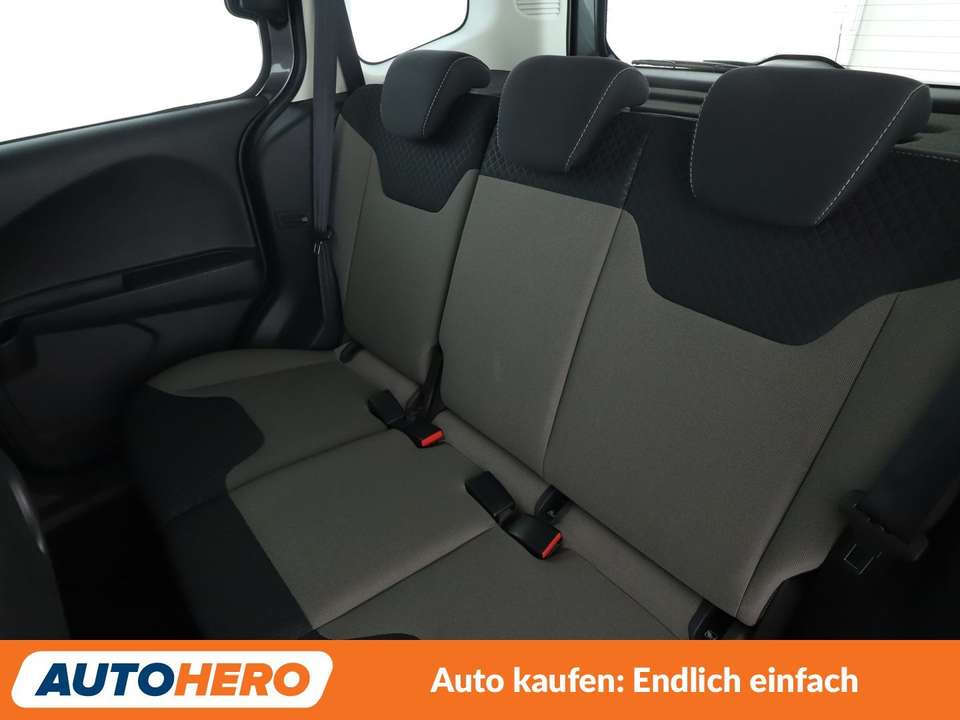 Ford Tourneo - Imagem 14