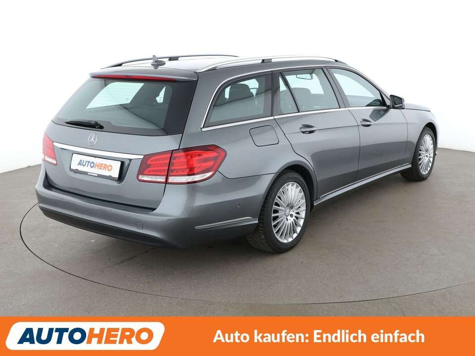 Mercedes-Benz E 200 - Imagem 6