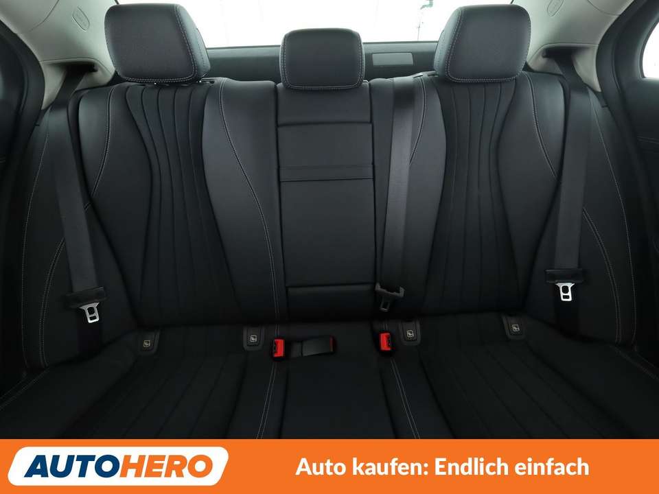 Mercedes-Benz E 200 - Imagem 14