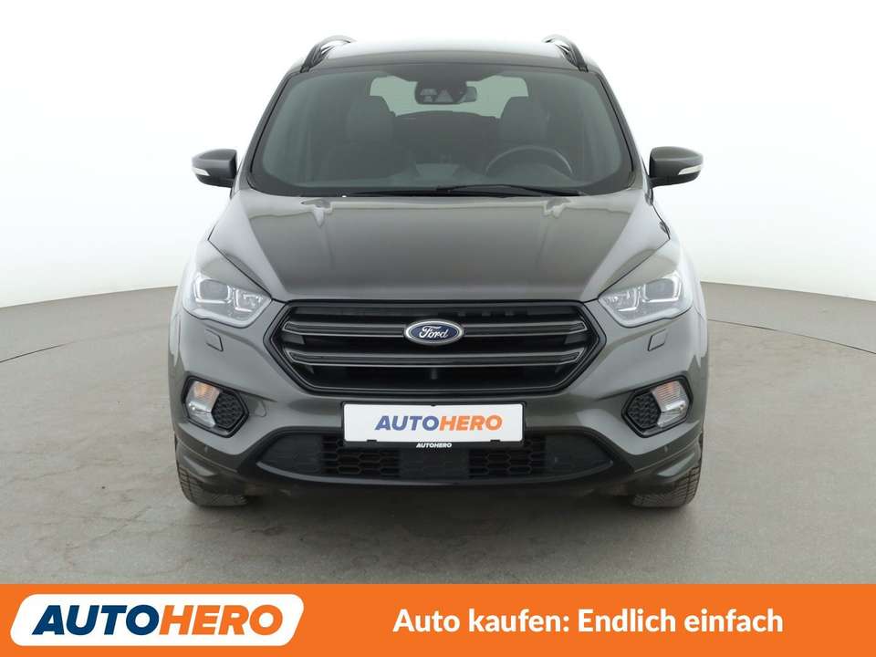 Ford Kuga - Imagem 9