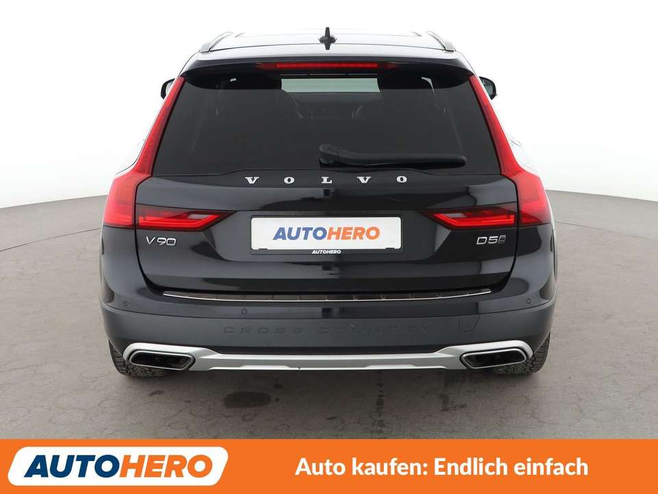 Volvo V90 Cross Country - Imagem 5