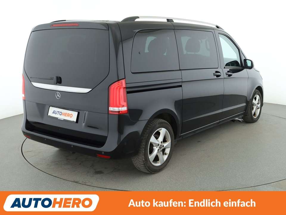 Mercedes-Benz V 220 - Imagem 6