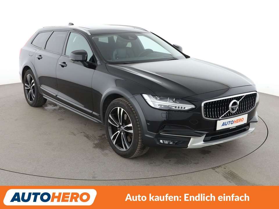 Volvo V90 Cross Country - Imagem 8