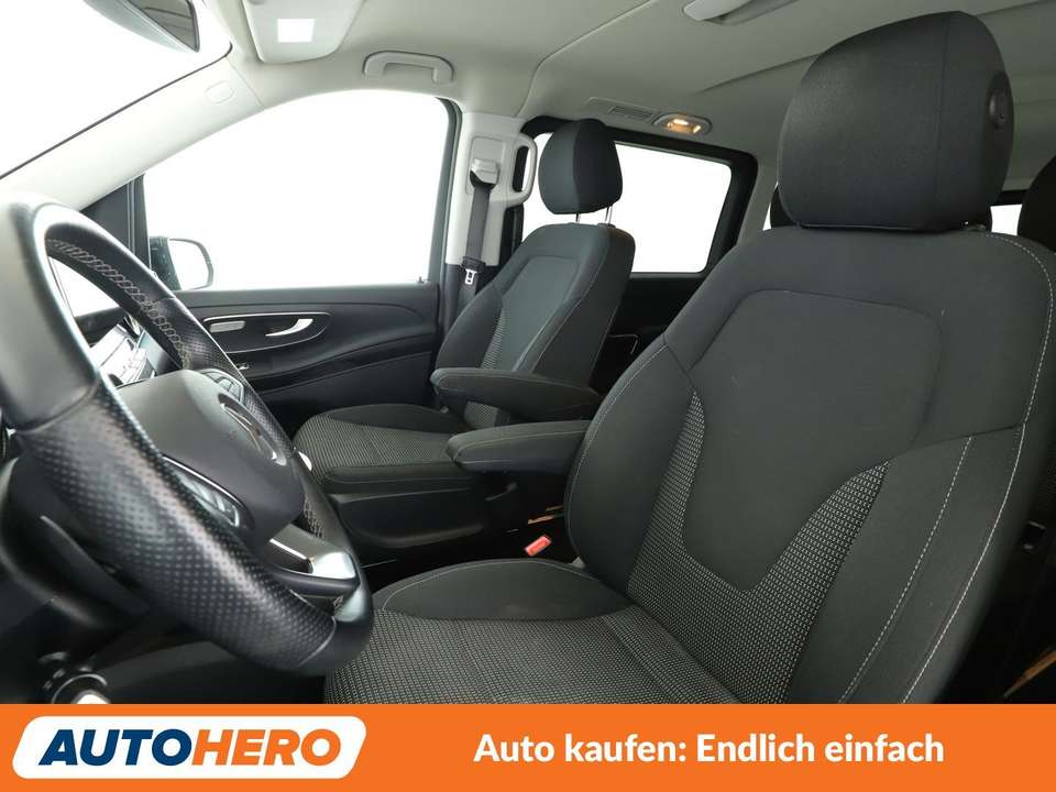 Mercedes-Benz V 220 - Imagem 10