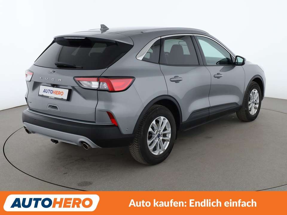 Ford Kuga - Imagem 6