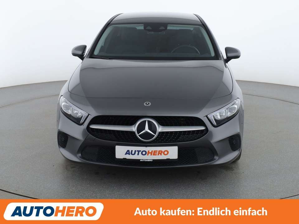 Mercedes-Benz A 200 - Imagem 9