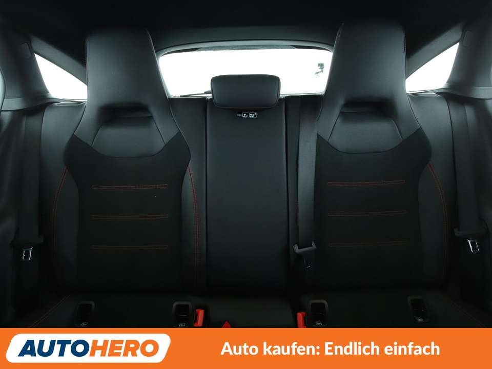Mercedes-Benz CLA 200 - Imagem 15