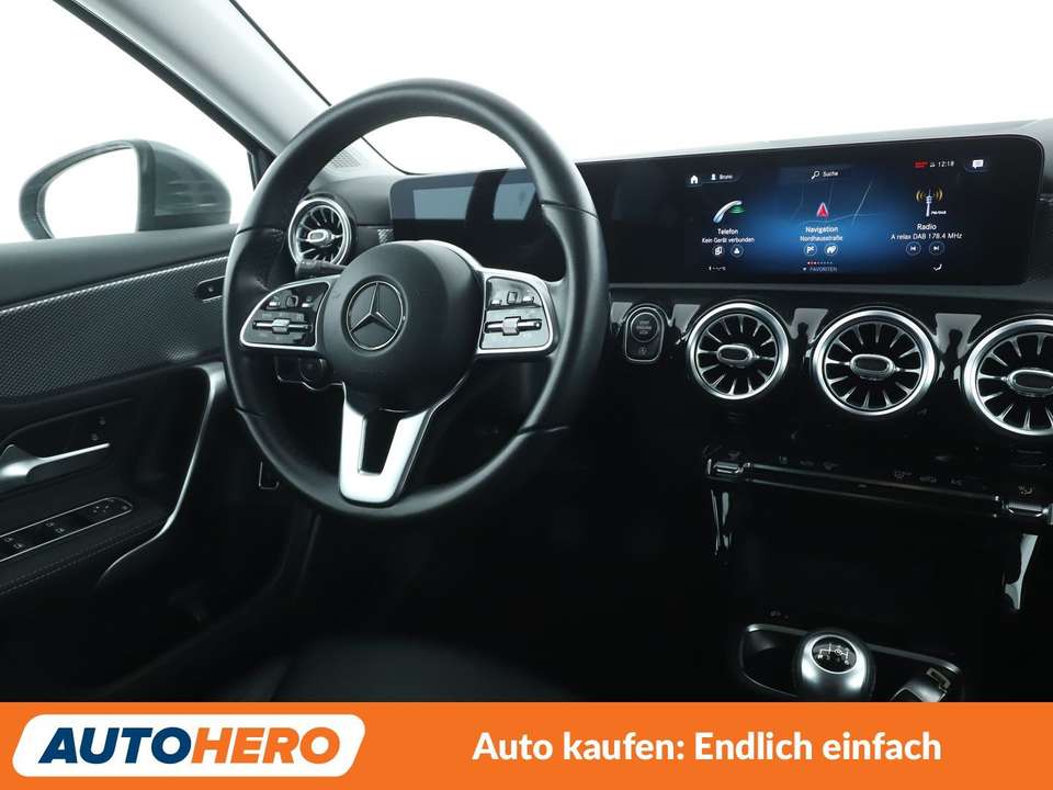 Mercedes-Benz A 200 - Imagem 13