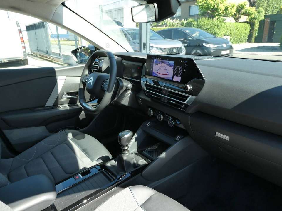 Car picture 11