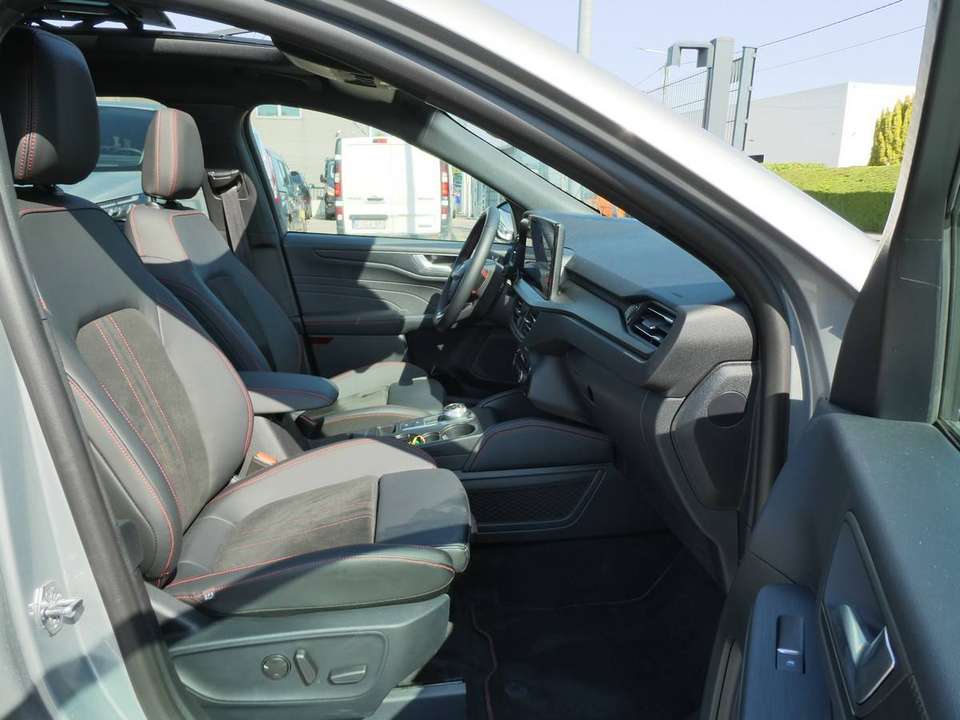 Ford Kuga - Imagem 8