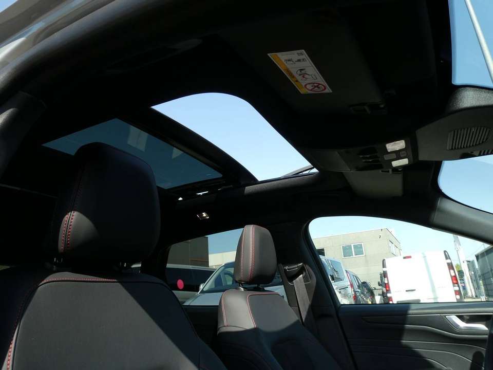 Ford Kuga - Imagem 10