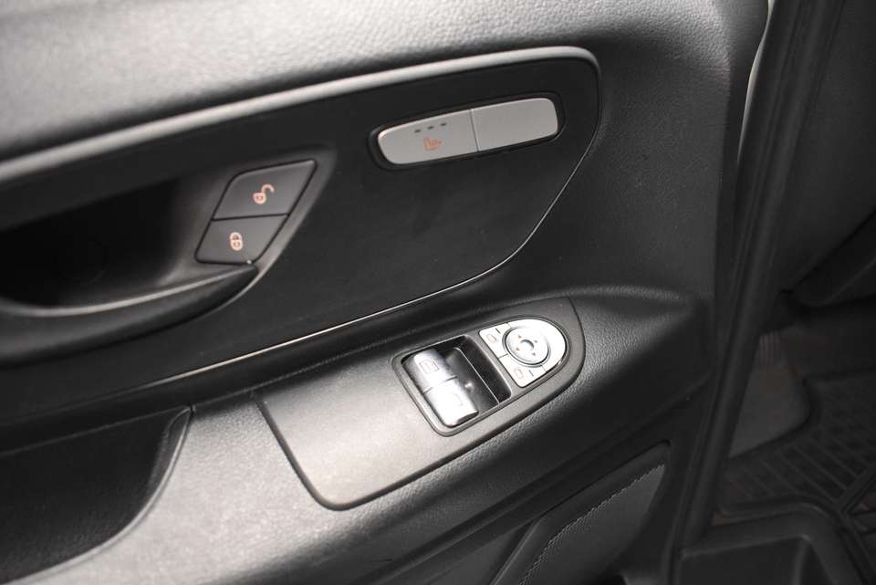 Mercedes-Benz Vito - Imagem 13
