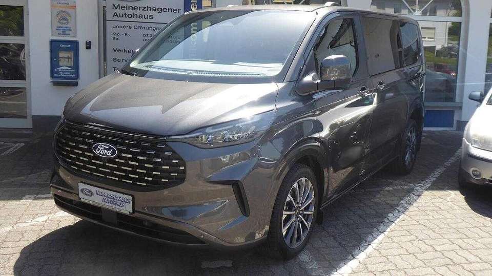 Ford Tourneo Custom - Imagem 1