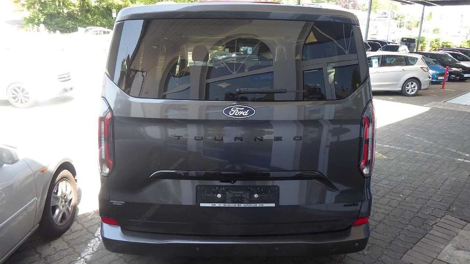 Ford Tourneo Custom - Imagem 3