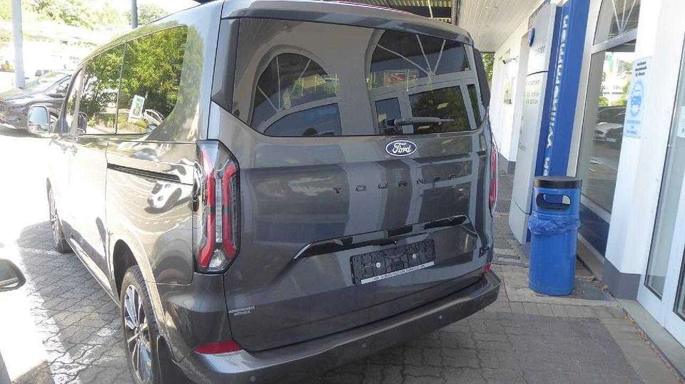 Ford Tourneo Custom - Imagem 4