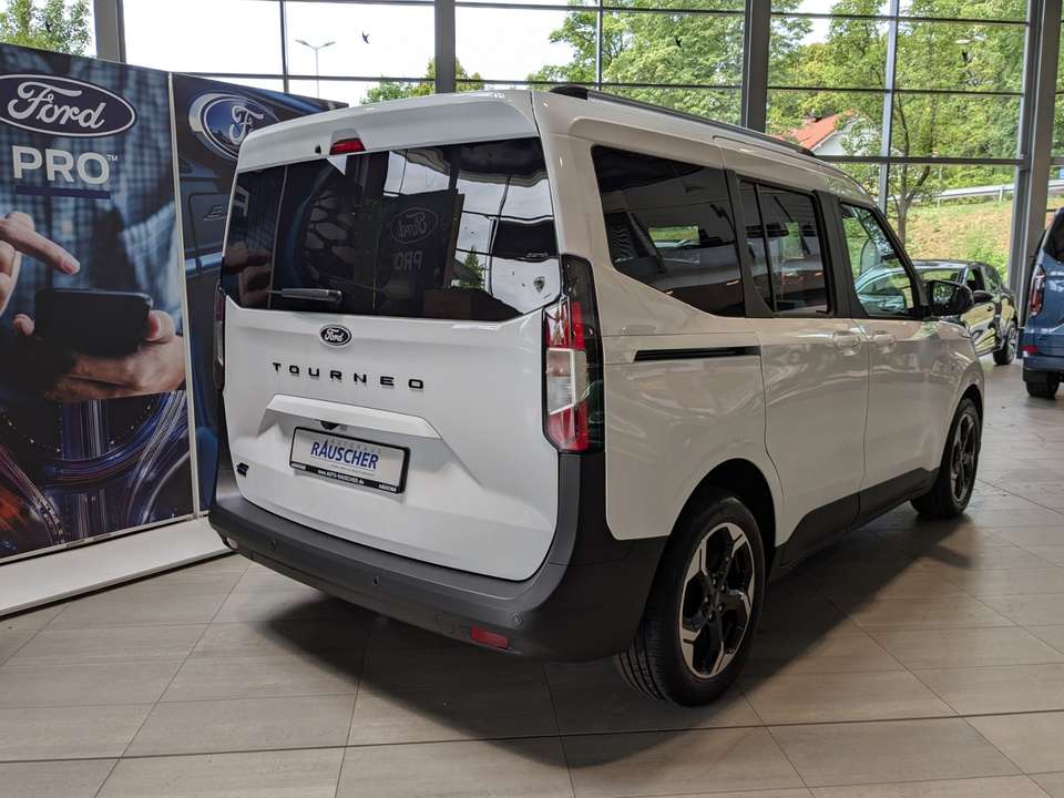 Ford Tourneo Courier - Imagem 3