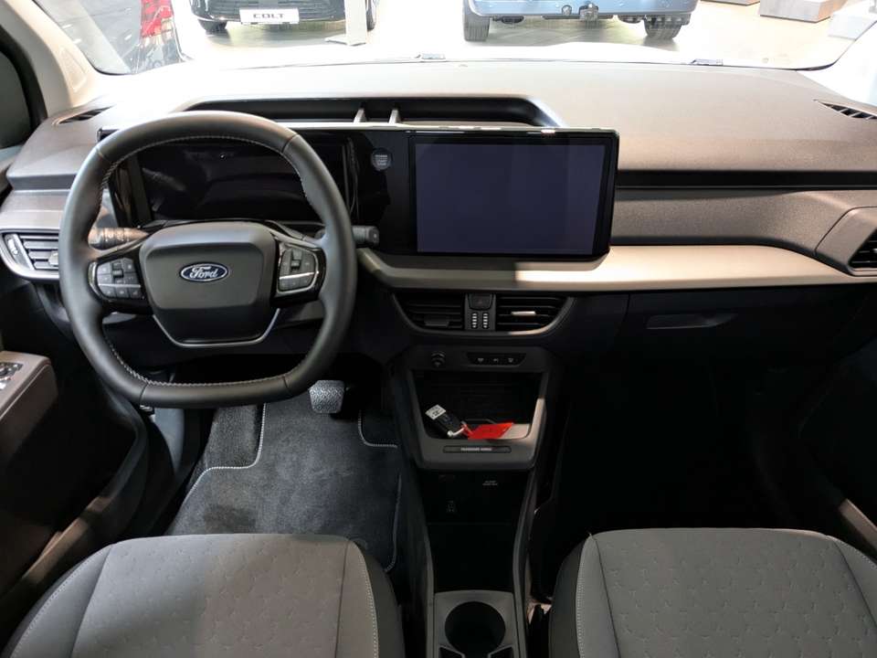 Ford Tourneo Courier - Imagem 4