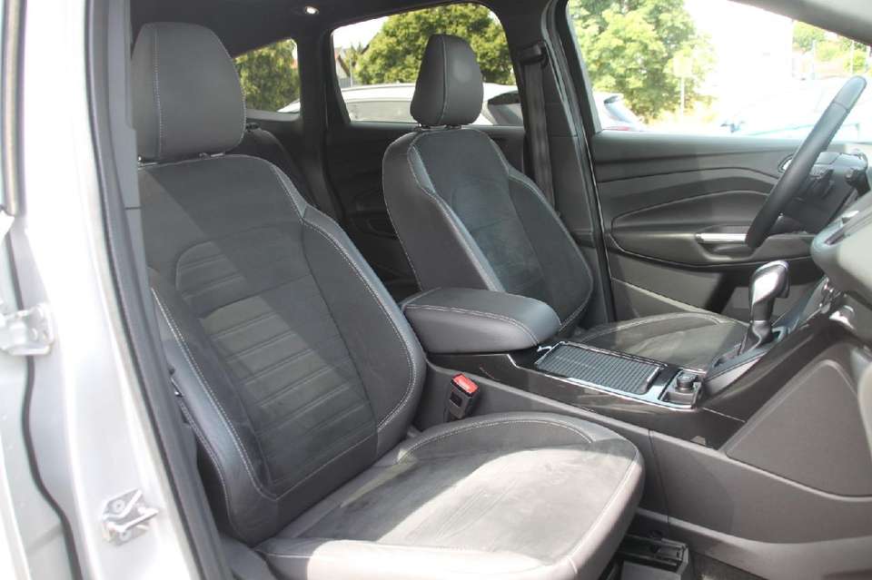 Ford Kuga - Imagem 12