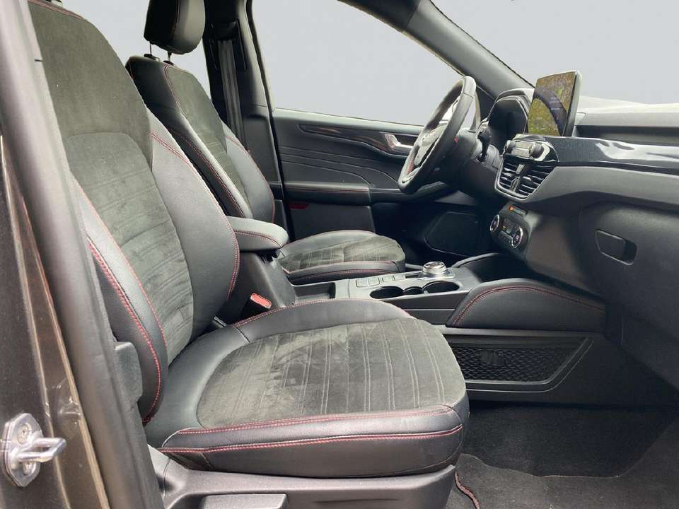 Ford Kuga - Imagem 7