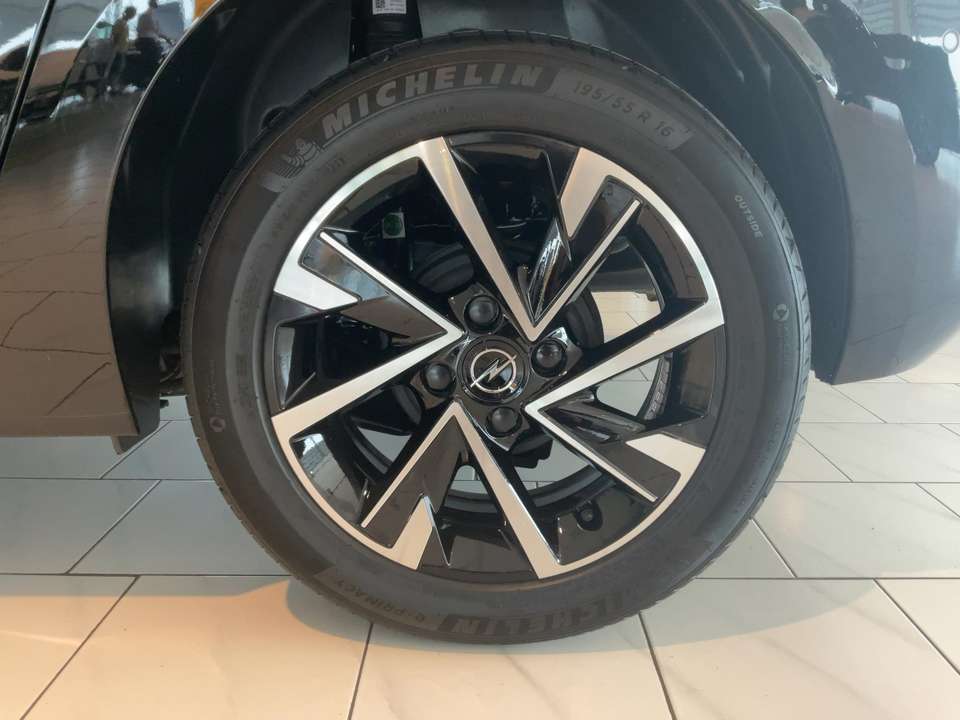 Opel Corsa - Imagem 12