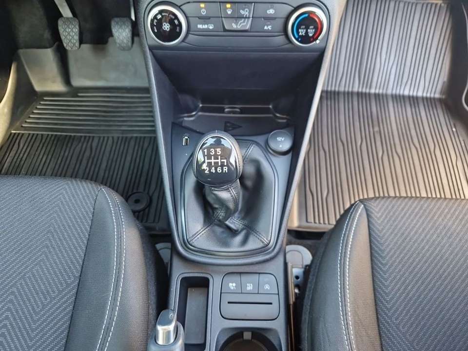 Ford Fiesta - Imagem 15