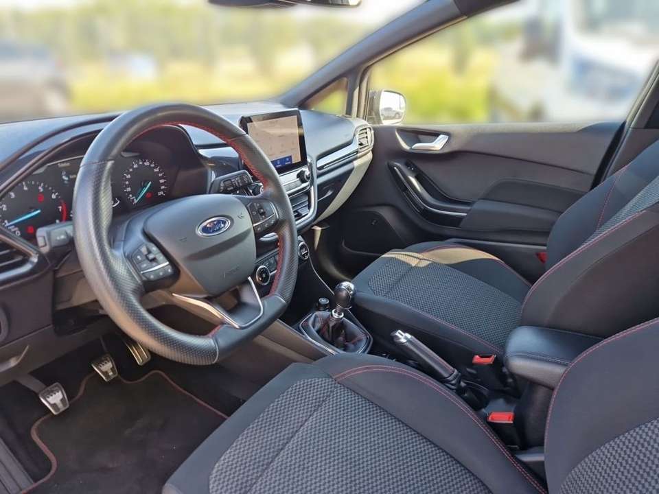 Ford Fiesta - Imagem 8