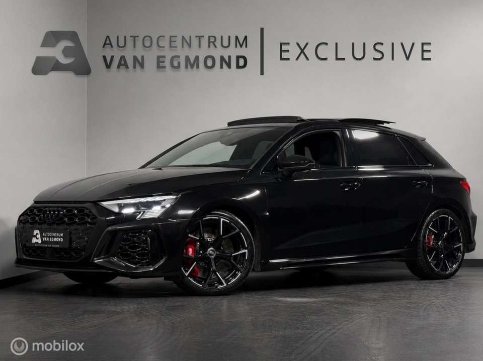 Audi RS3 - Imagem 1