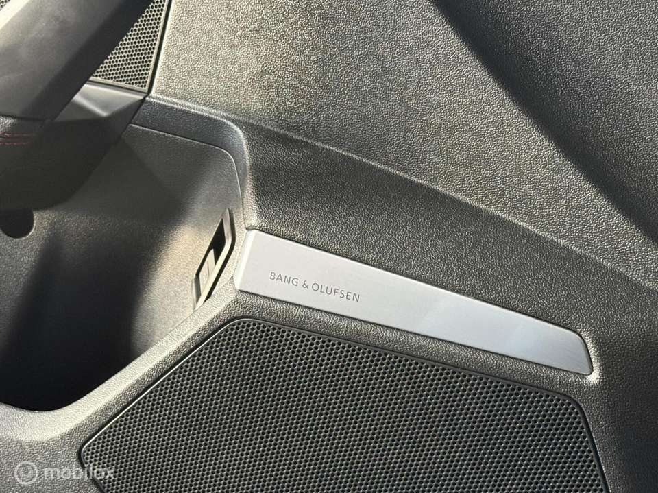 Audi RS3 - Imagem 8