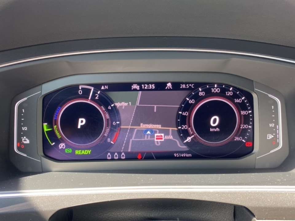 Volkswagen Tiguan - Imagem 17