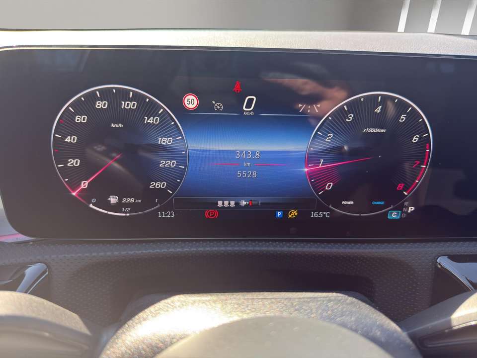 Mercedes-Benz A 180 - Imagem 11