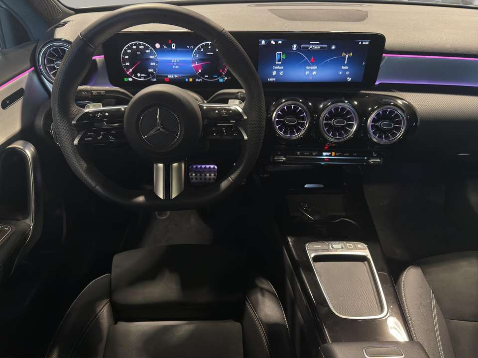 Mercedes-Benz A 180 - Imagem 14