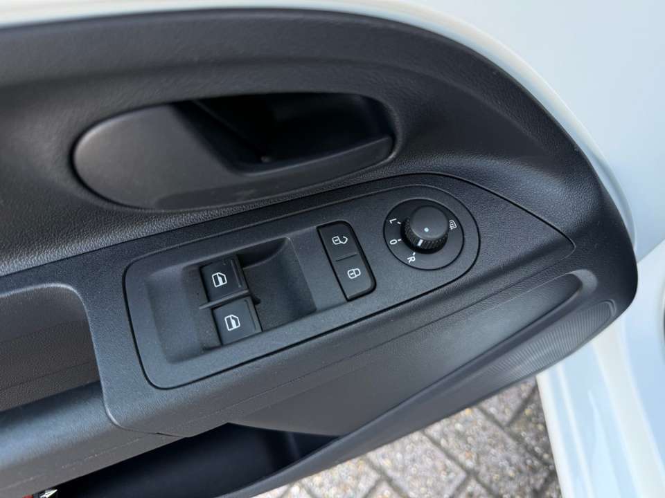 Volkswagen e-up! - Imagem 20