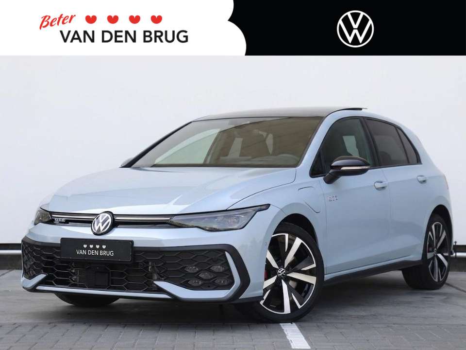 Volkswagen Golf GTE - Imagem 1