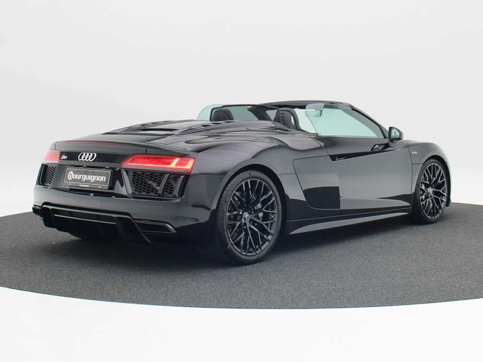 Audi R8 - Imagem 2