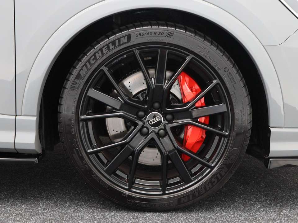Audi RS Q3 - Imagem 12
