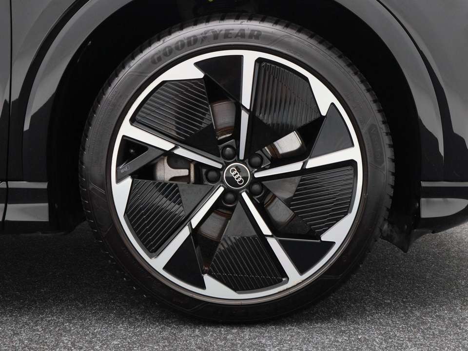 Audi Q4 e-tron - Imagem 13