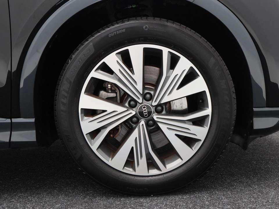 Audi Q4 e-tron - Imagem 12