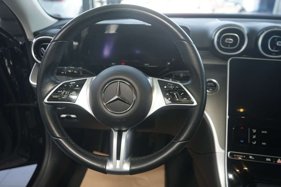 Mercedes-Benz C 220 - Imagem 10