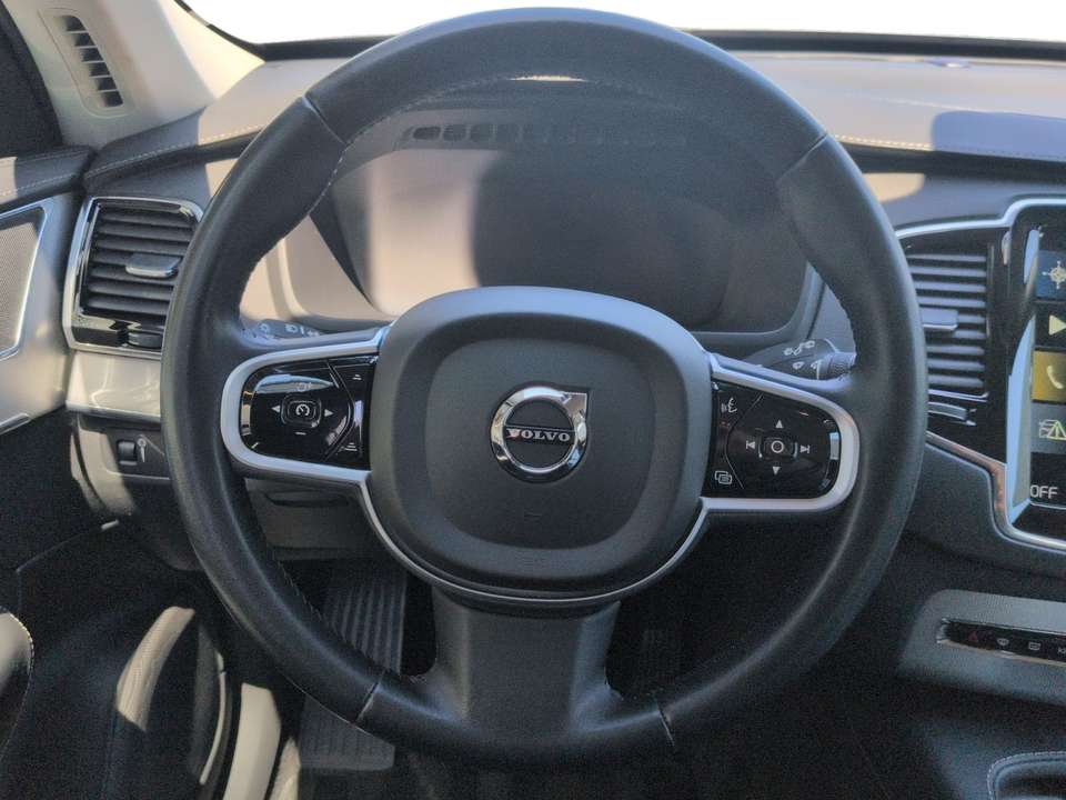 Volvo XC90 - Imagem 12
